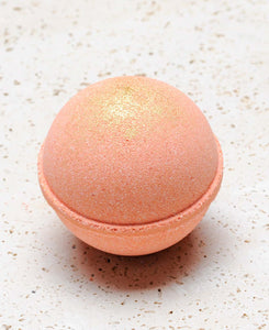 Guava + Goji Berry Moisturizing Bath Bomb